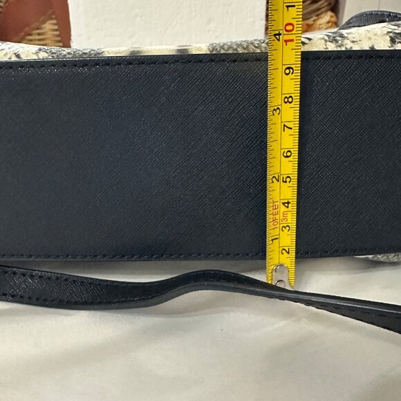 Michael Michael Kors Selma snakeskin print black leather crossbody medium bag - Picture 11 of 11